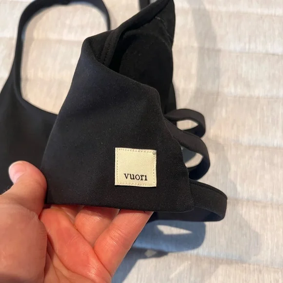 Vuori Yosemite sports bra - Picture 3 of 5